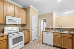 5840 Longwood Dr. photo 4