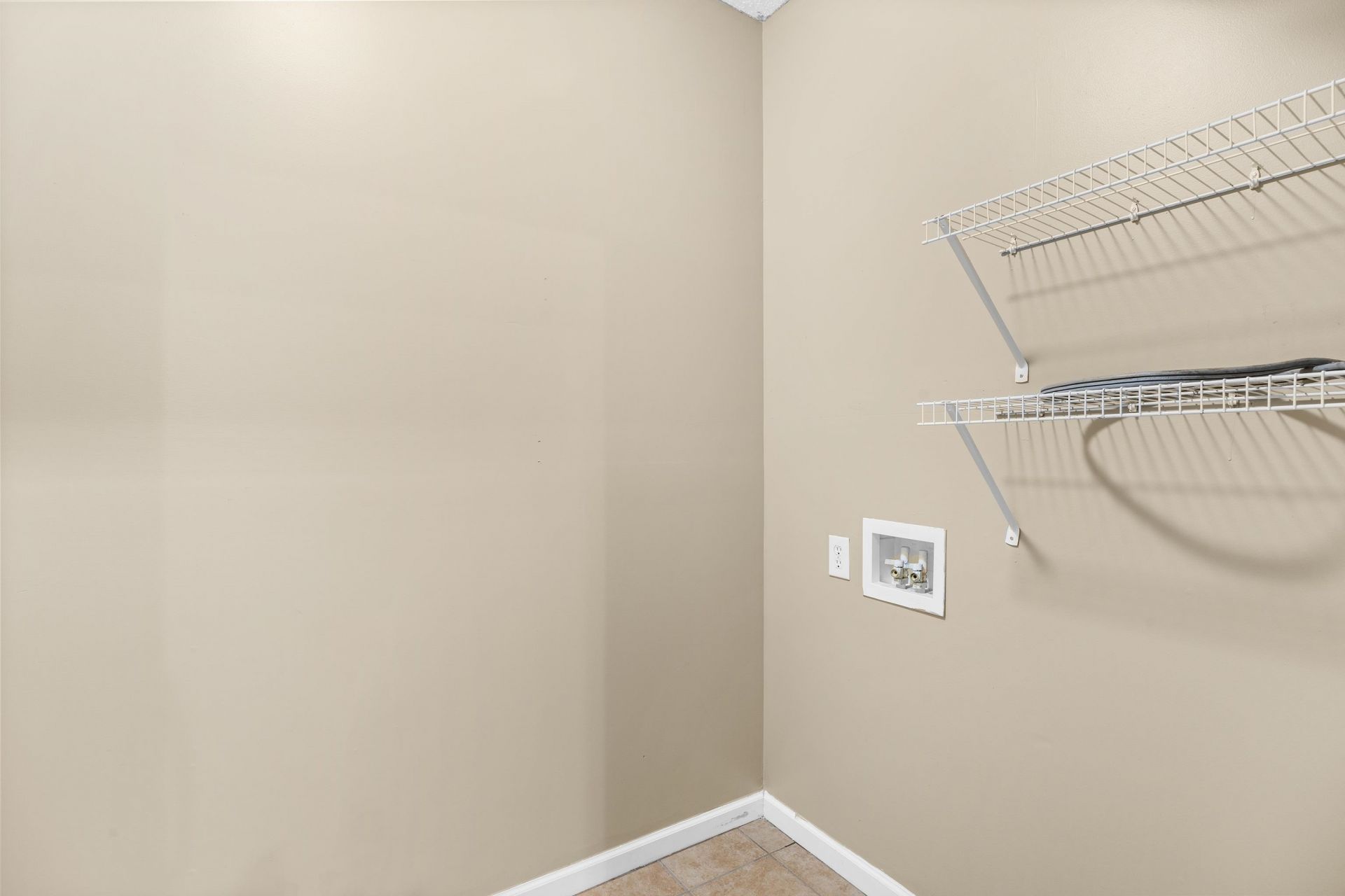 5840 Longwood Dr. Photo 42