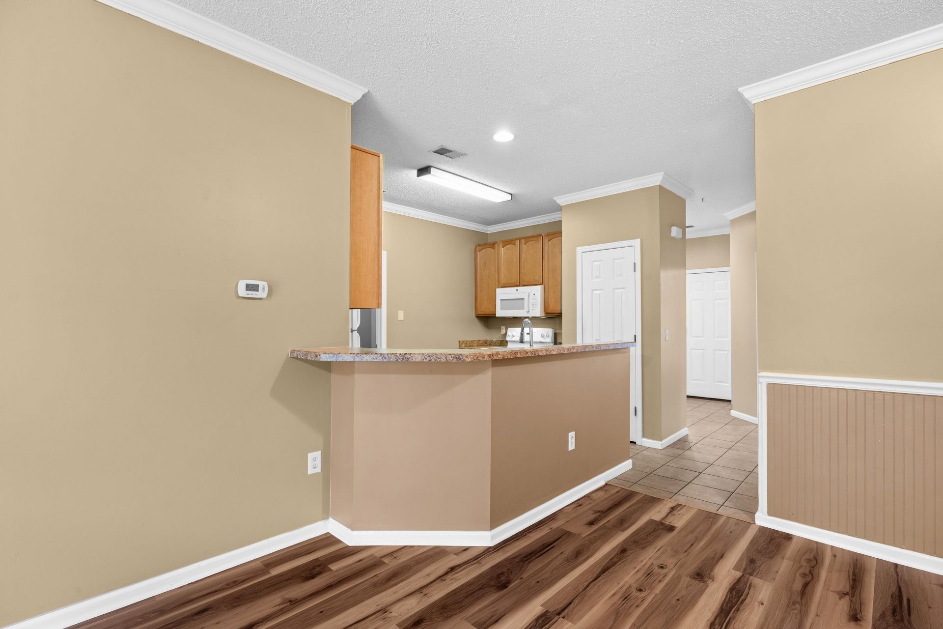 5840 Longwood Dr. Photo 8