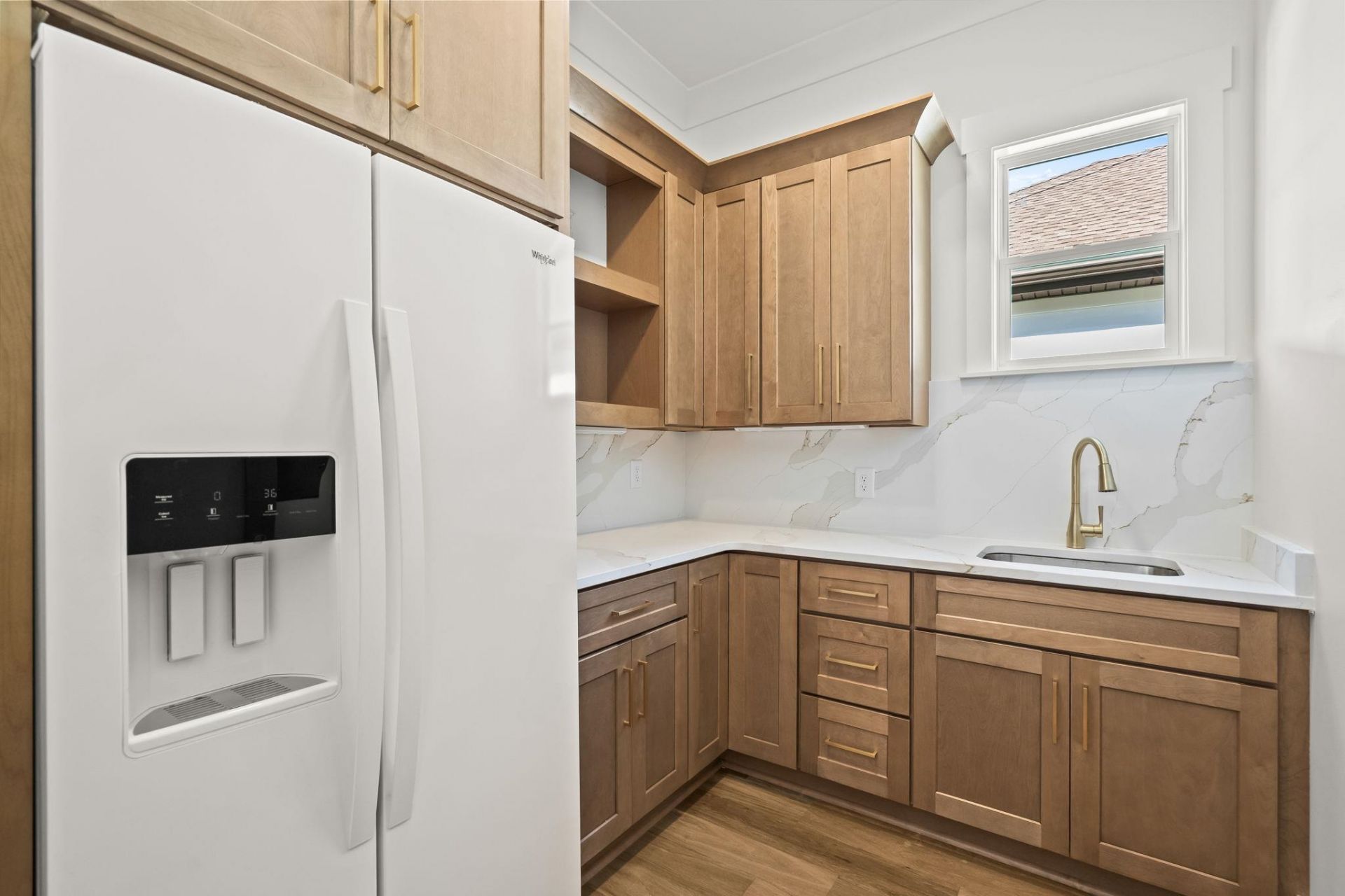 825 Bluffview Dr.  Photo 49