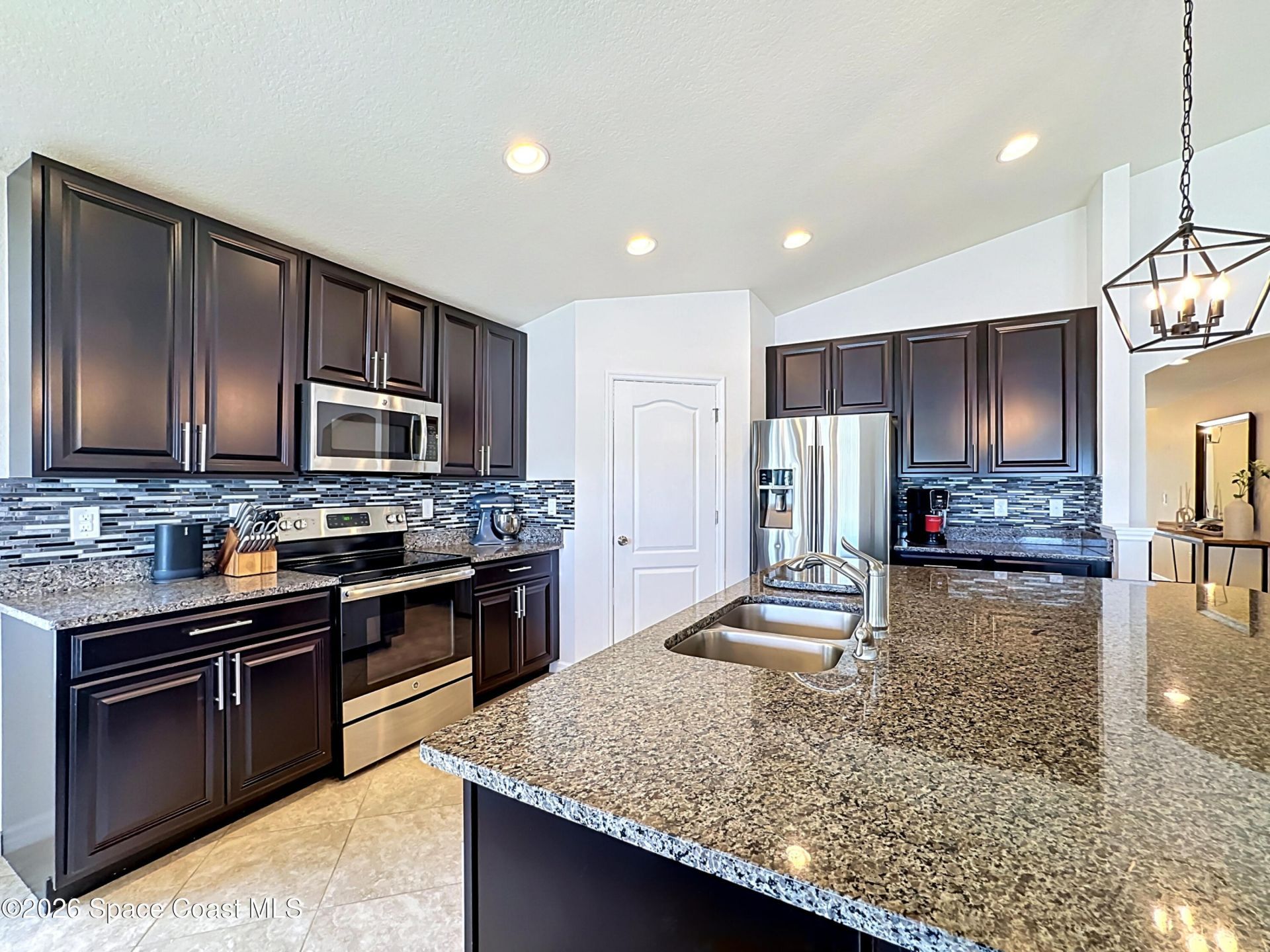 12033 Grand Kempston Drive, Gibsonton, FL 33534 Photo