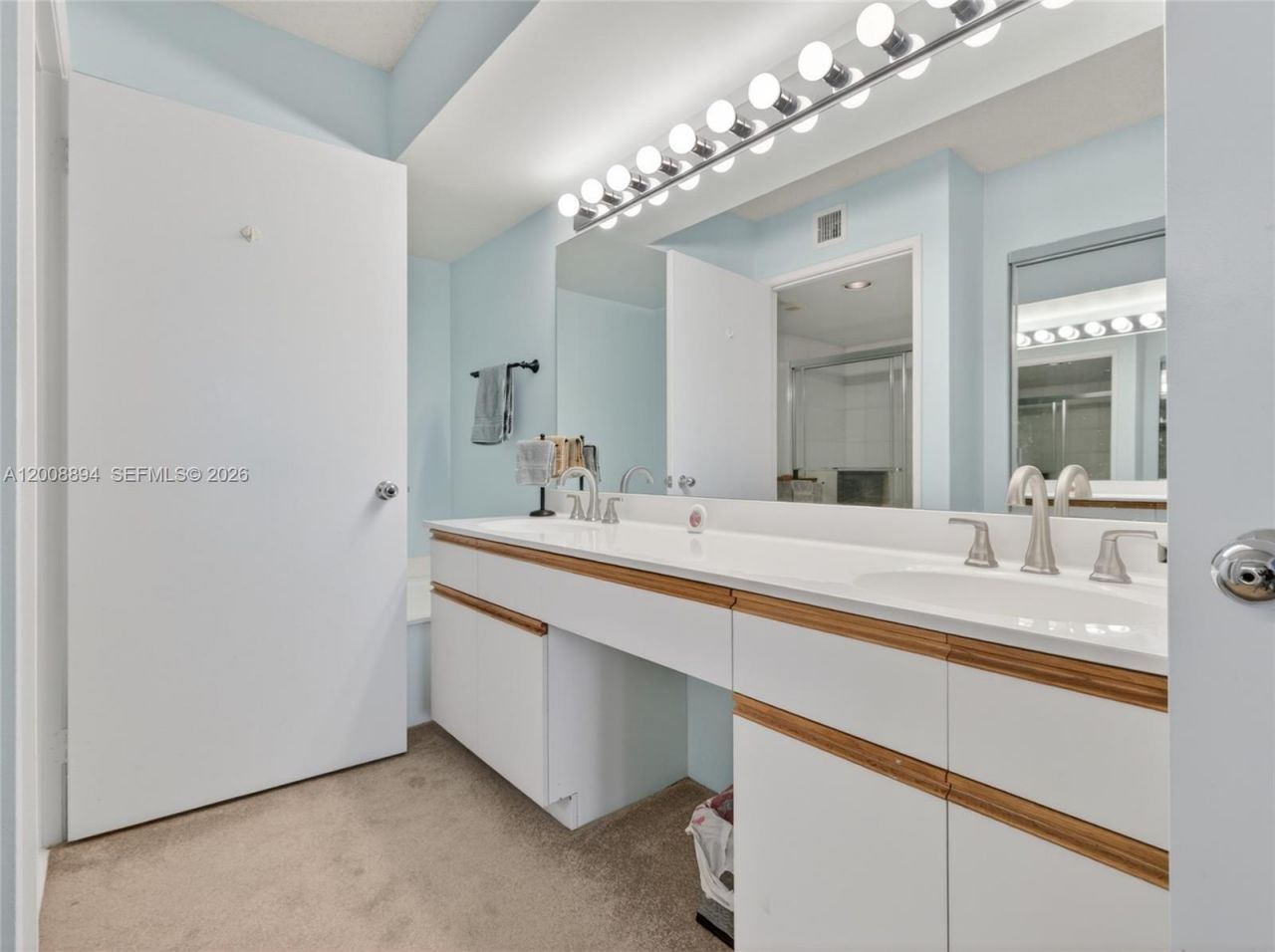 3400 NE 192nd St , Unit 1402, Aventura, FL 33180 Photo