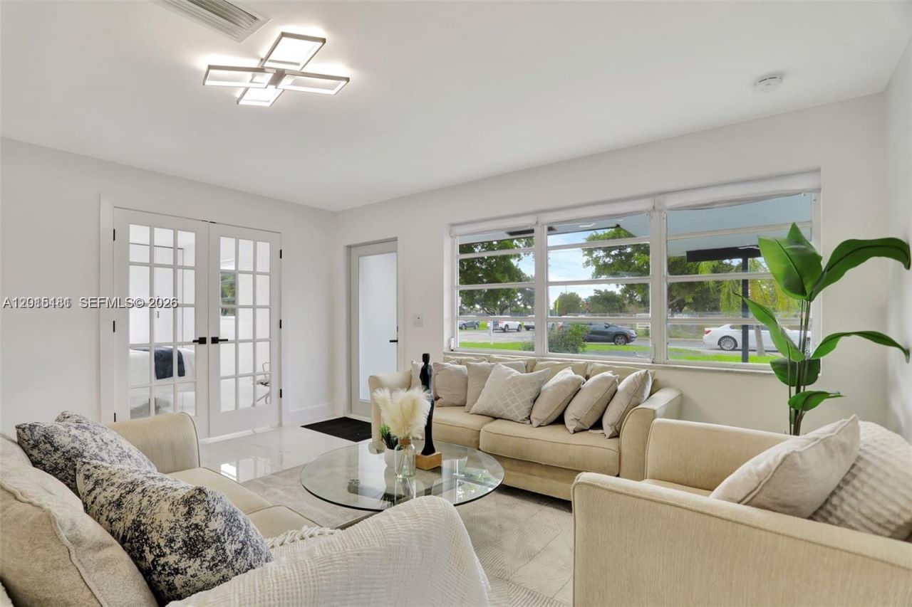 1220 NE 8th St, Pompano Beach, FL 33060 Photo