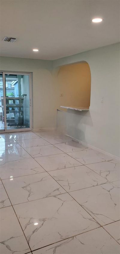 1430 NE 175th St, North Miami Beach, FL 33162 Photo