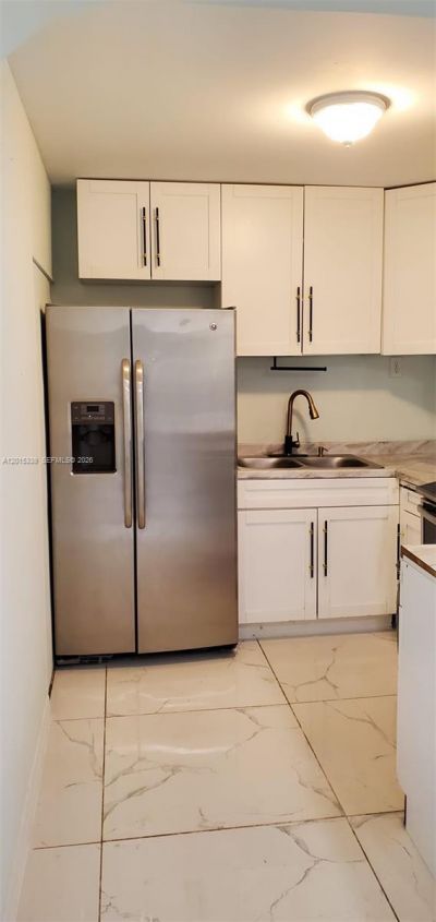 1430 NE 175th St, North Miami Beach, FL 33162 Photo