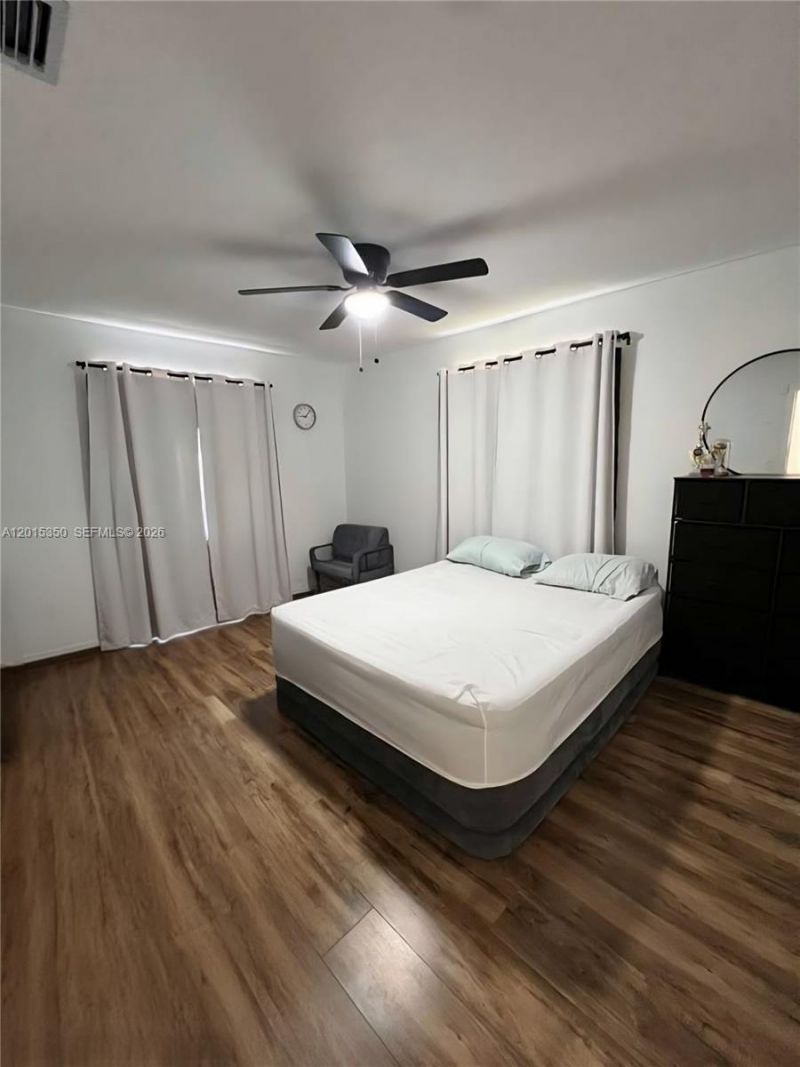 3221 NW 182nd St , Miami Gardens, FL 33056 Photo