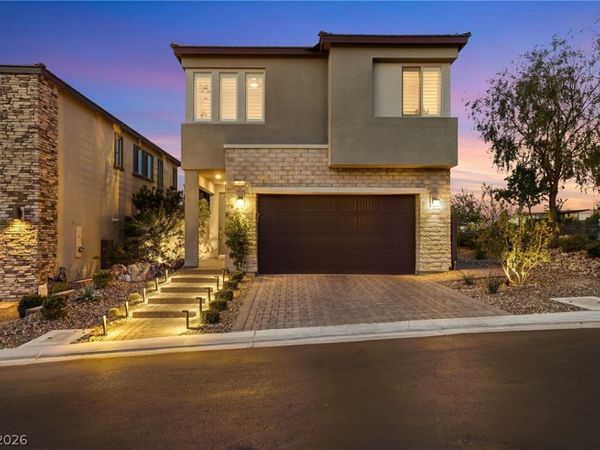11861 Pelican Butte Avenue , Las Vegas, NV 89138