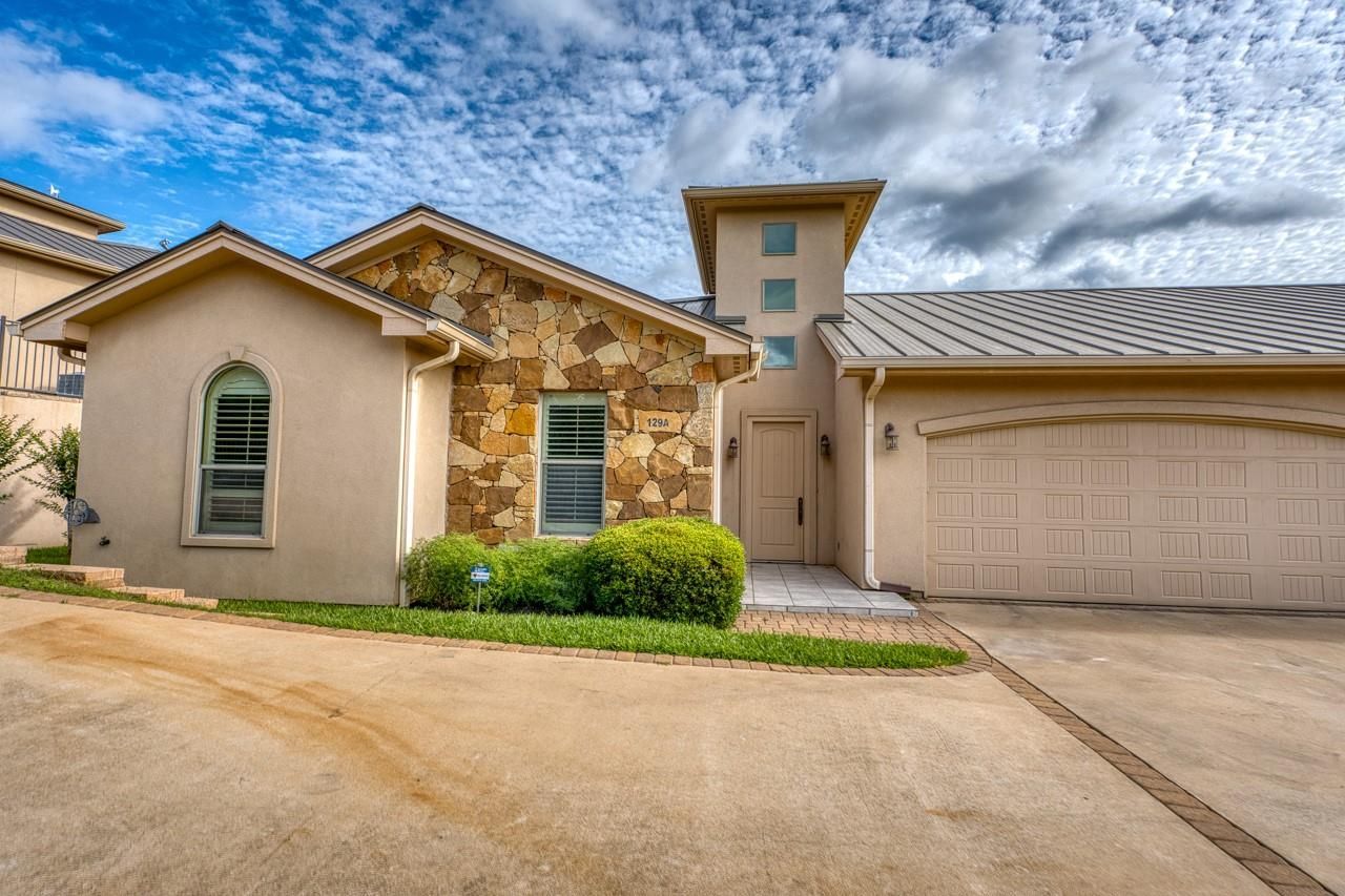 129 Hi Valley Trl, Unit A, Horseshoe Bay, TX 78657 Main Photo