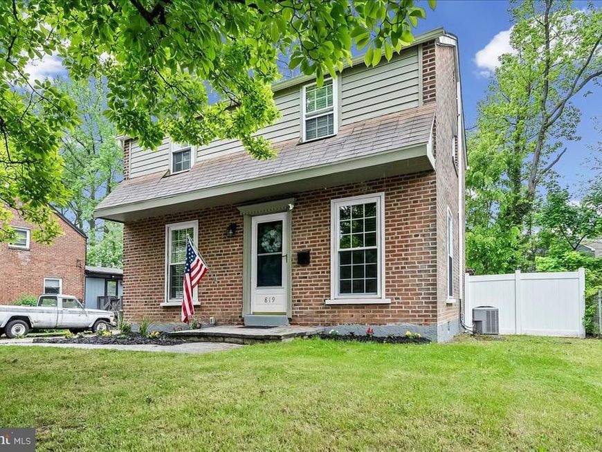 819 South Avenue , Secane, PA 19018 Main Photo