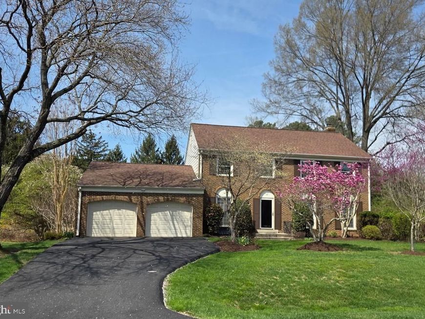 6 Buckspark Court, Potomac, MD 20854 Main Photo