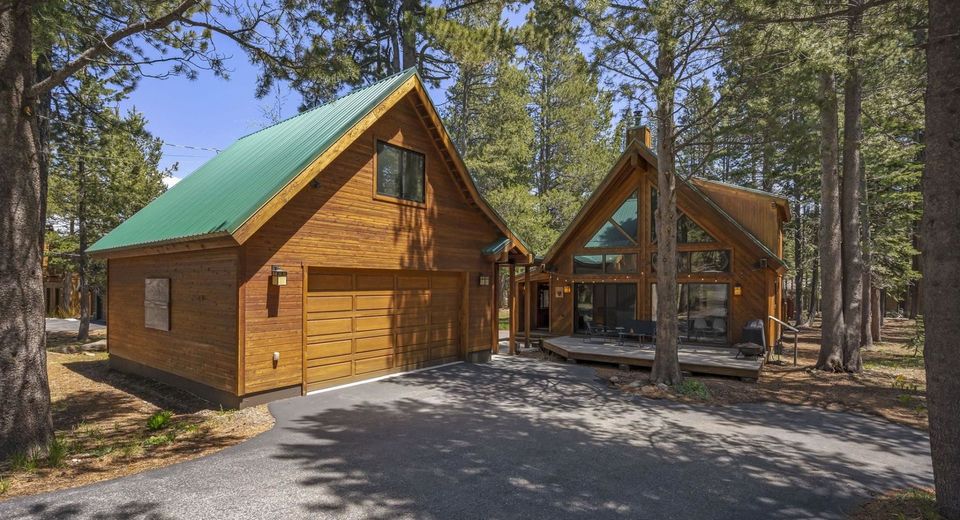 14360 Northwoods Boulevard, Truckee, CA 96161 Photo