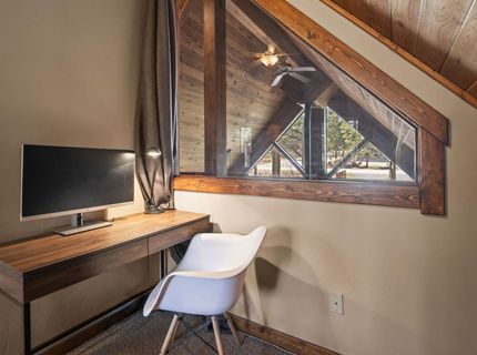 14360 Northwoods Boulevard, Truckee, CA 96161 Photo