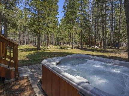 14360 Northwoods Boulevard, Truckee, CA 96161 Photo