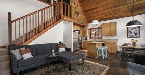 14360 Northwoods Boulevard, Truckee, CA 96161 Photo