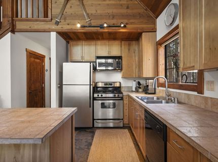 14360 Northwoods Boulevard, Truckee, CA 96161 Photo