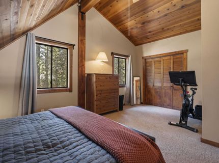 14360 Northwoods Boulevard, Truckee, CA 96161 Photo