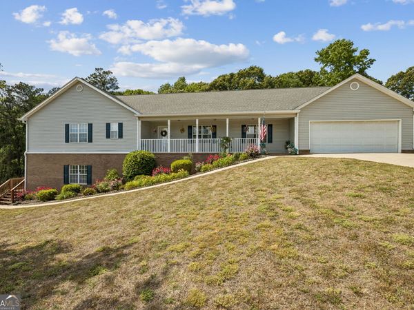 4022 Lyman Way, Gainesville, GA 30507