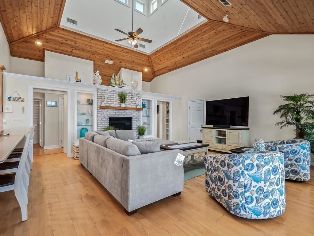 1039 Gulf Shore Boulevard , Alligator Point, FL 00000 Photo