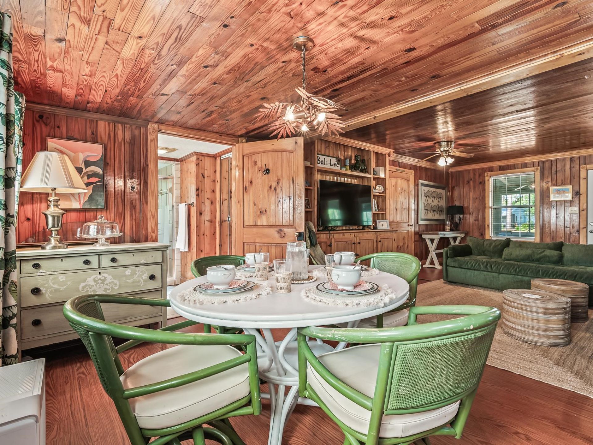 69 Suwanne Avenue , Panacea, FL 00000 Photo