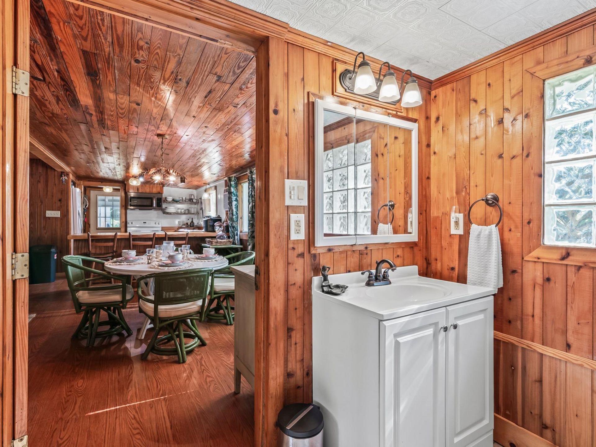 69 Suwanne Avenue , Panacea, FL 00000 Photo