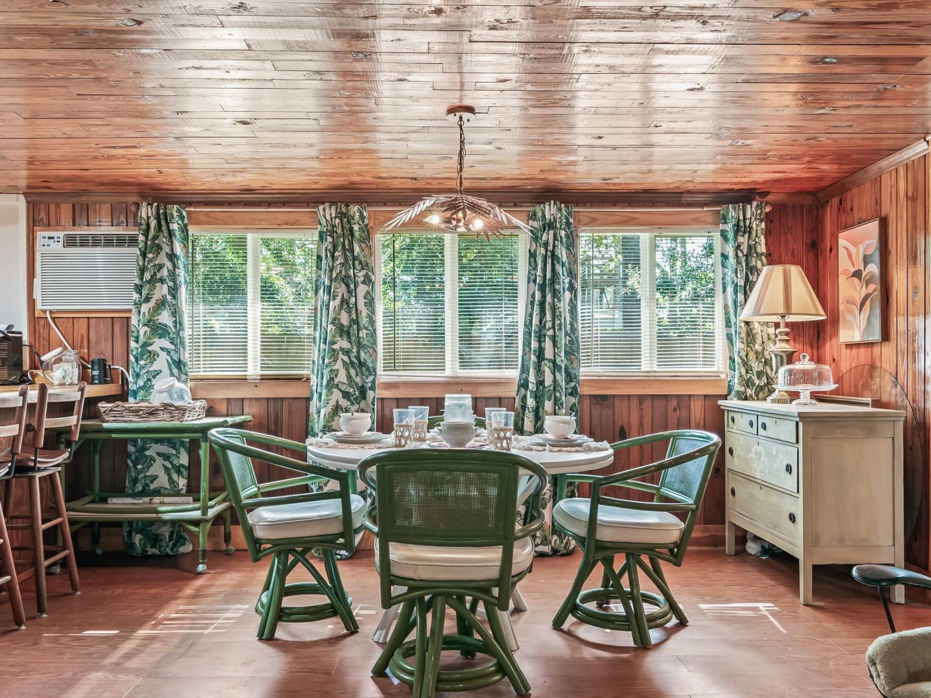 69 Suwanne Avenue , Panacea, FL 00000 Photo