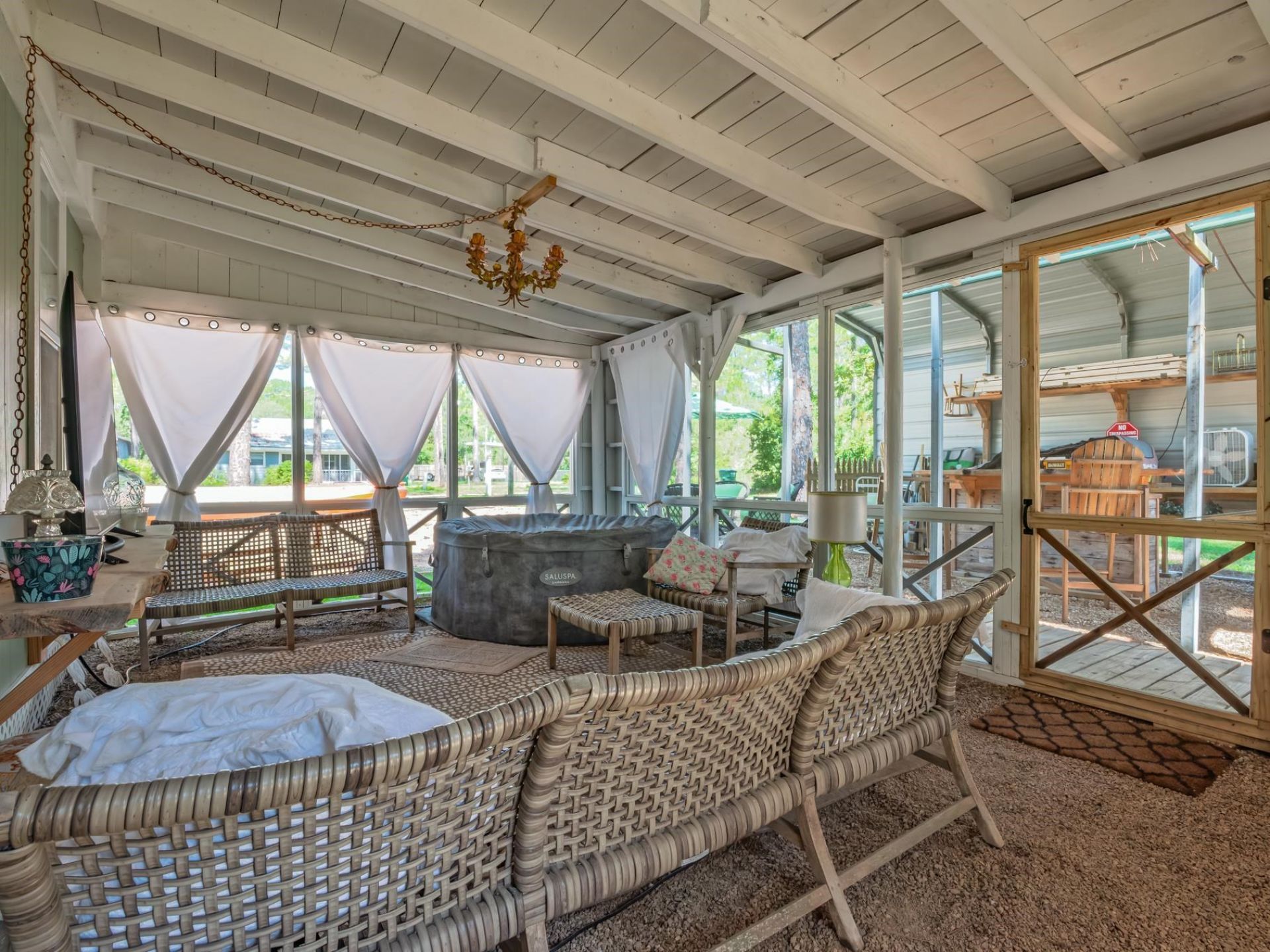 69 Suwanne Avenue , Panacea, FL 00000 Photo