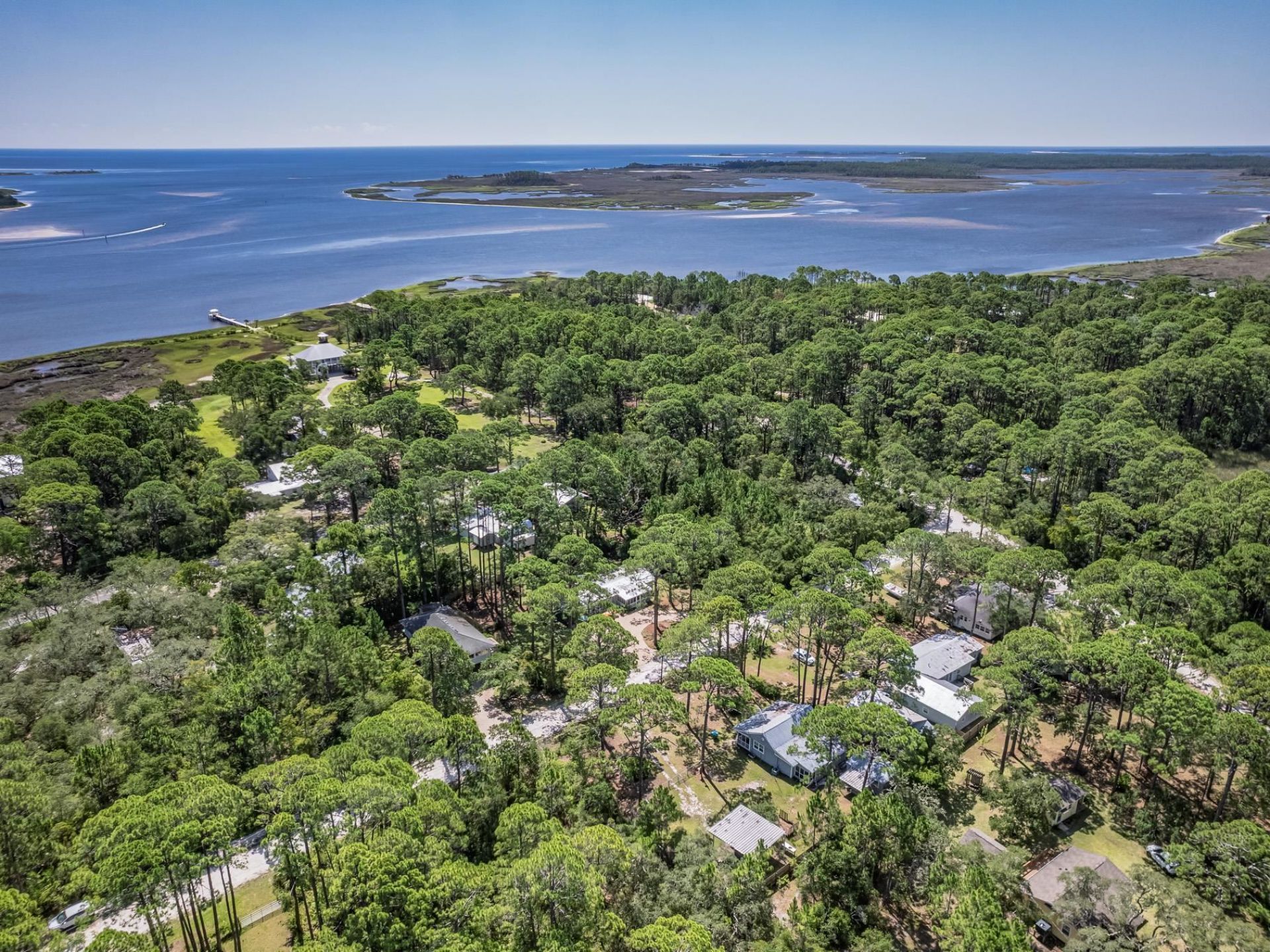 69 Suwanne Avenue , Panacea, FL 00000 Photo