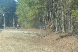 00 Horses Neck Road photo 4