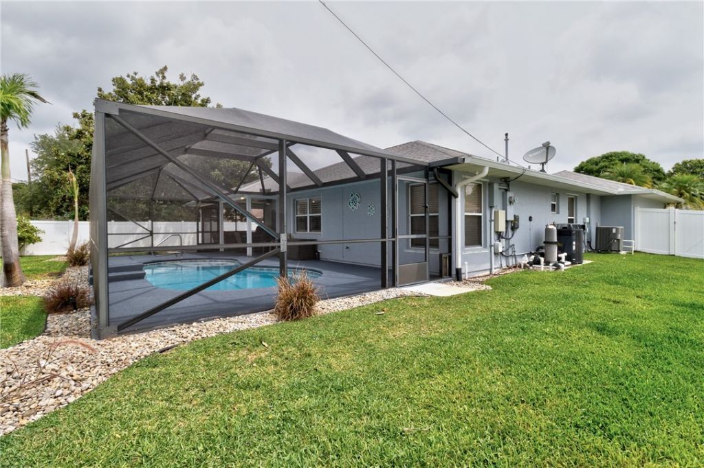 1481 Abbott Lane, Sebastian, FL 32958 Photo