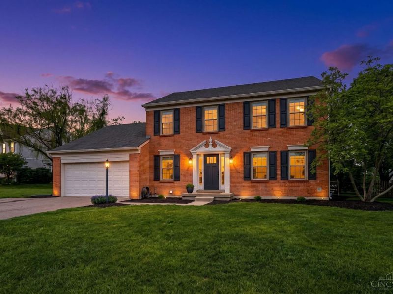 6356 Strathaven Drive, West Chester, OH 45069 Photo 2