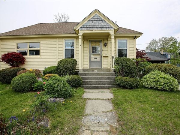 14 Hadwen Rd, Worcester, MA 01602