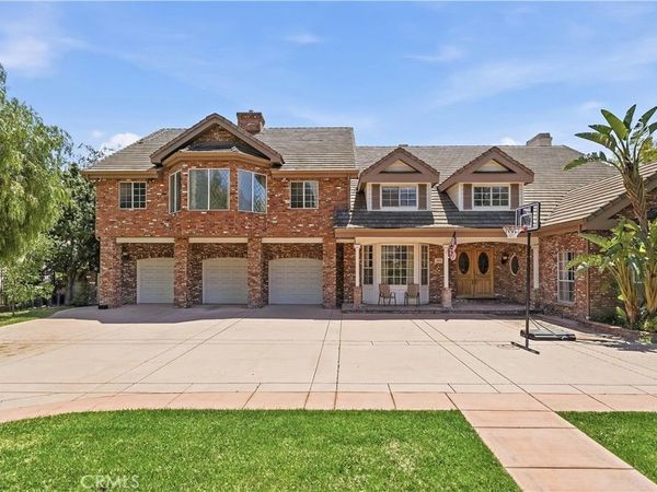 200 W 24th Street, Upland, CA 91784