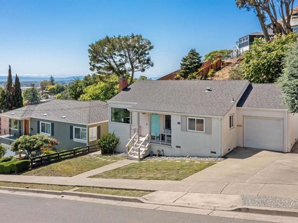 2165 Strang Ave, Castro Valley, CA 94578
