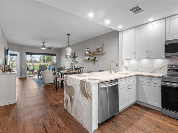 28060 Cavendish CT , Unit 2505, BONITA SPRINGS, FL 34135