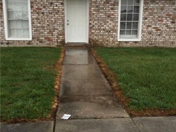 3405 SHANGRI LA Drive , Chalmette, LA 70043