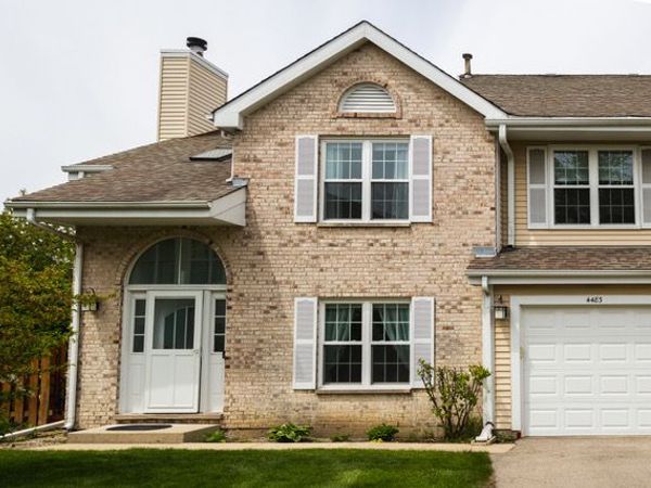 4483 Brighton Court , Gurnee, IL 60031