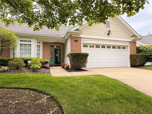 370 Rosebury Court, Mayfield Heights, OH 44124