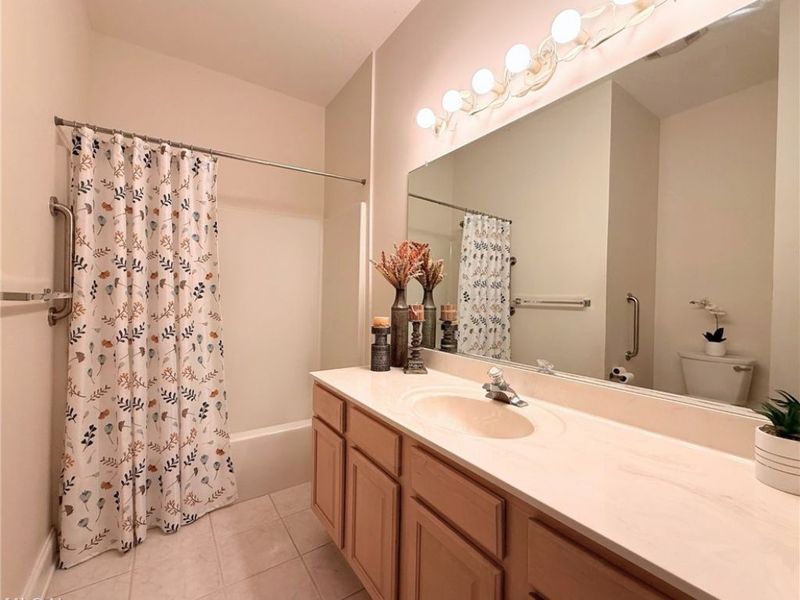 370 Rosebury Court, Mayfield Heights, OH 44124 Photo 13