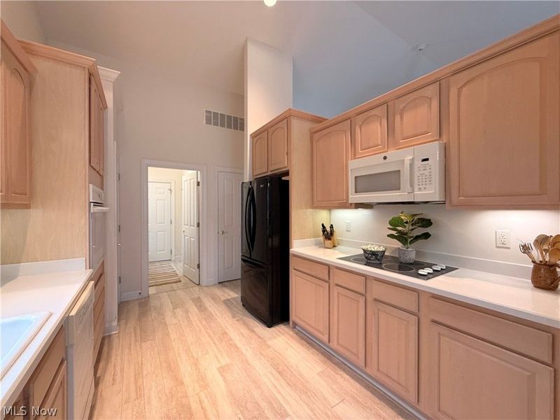 370 Rosebury Court, Mayfield Heights, OH 44124 Photo 30