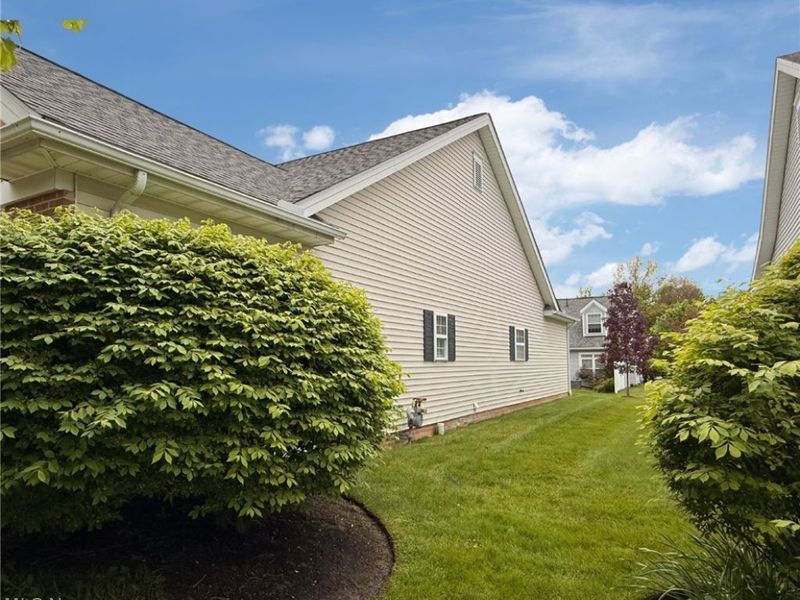 370 Rosebury Court, Mayfield Heights, OH 44124 Photo 42