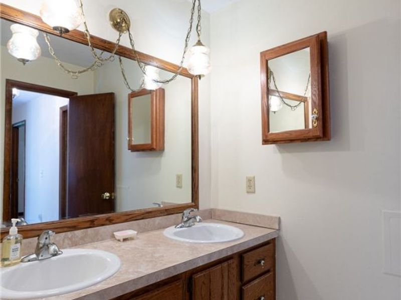 495 Cahoon Road, Bay Village, OH 44140 Photo 20