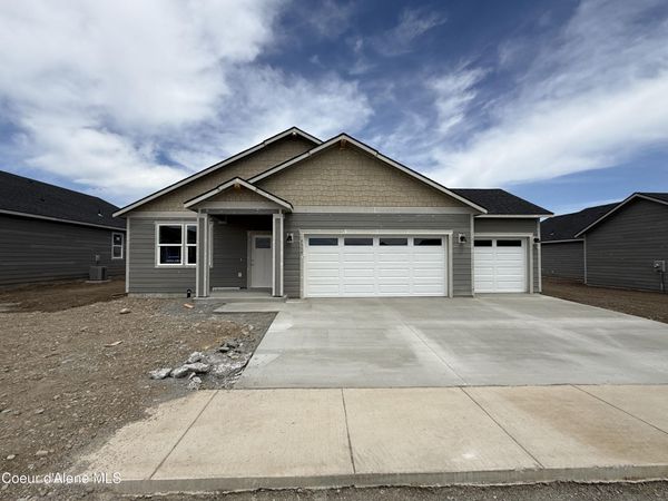 5339 E Aquila Ave, Post Falls, ID 83854