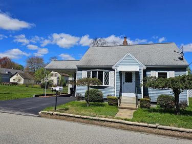 8 Foch Street, Goffstown, NH 03045