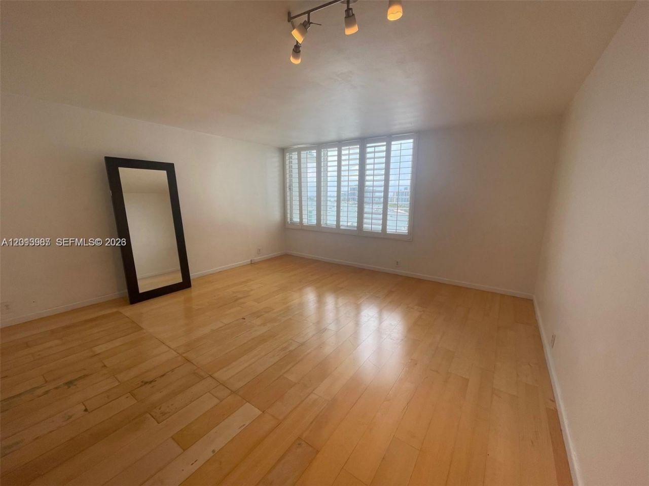 1000 West Ave , Unit 1122, Miami Beach, FL 33139 Photo