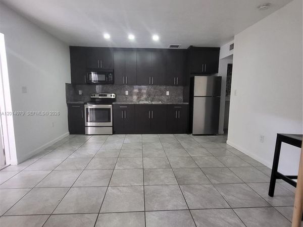 315 NW 59th St, Unit 2, Miami, FL 33127