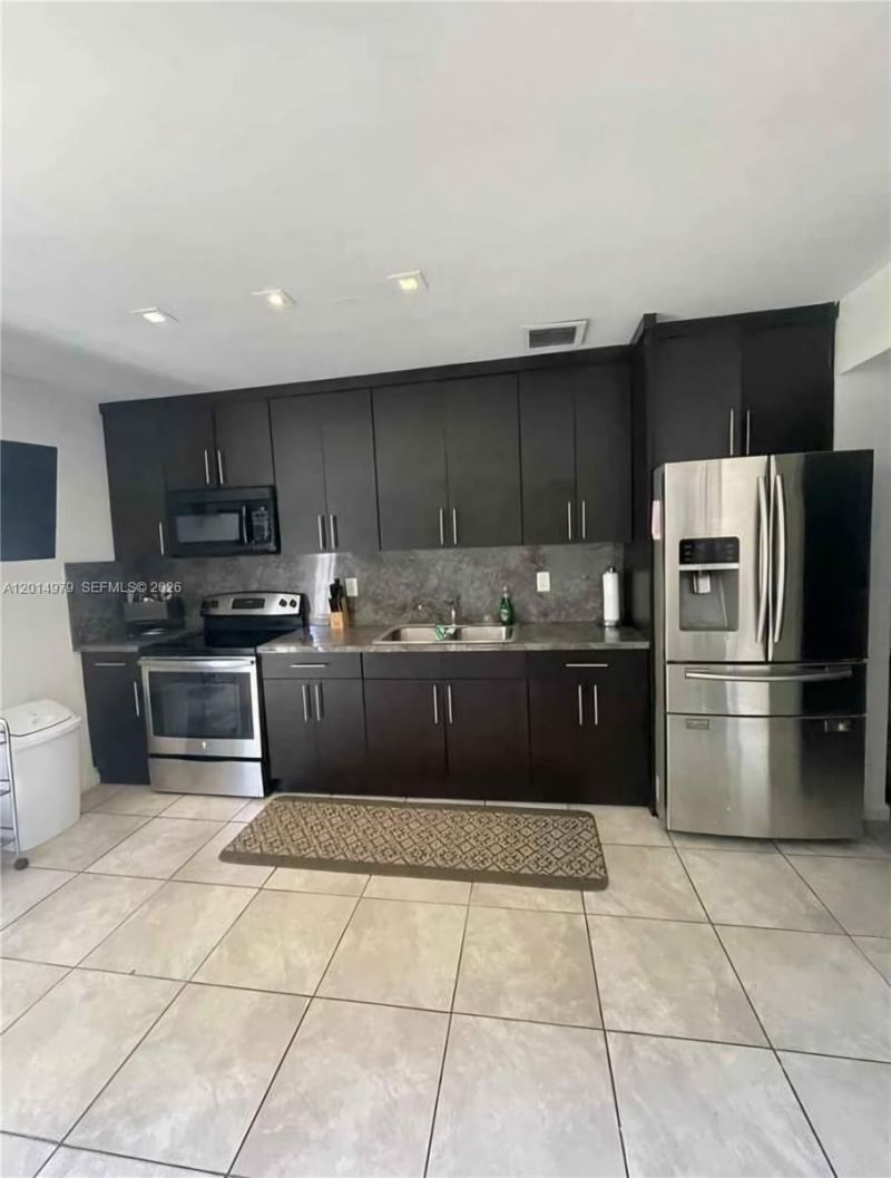 315 NW 59th St, Unit 2, Miami, FL 33127 Photo