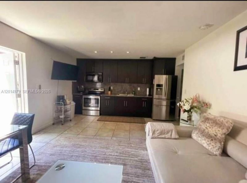 315 NW 59th St, Unit 2, Miami, FL 33127 Photo