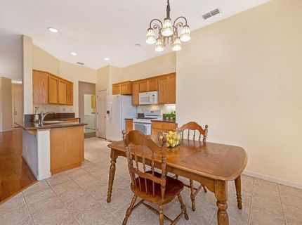 4117 Tahoe Vista Dr, Rocklin, CA 95765 Photo