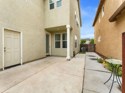 1738 Golden Poplar Ave, Sacramento, CA 95834 Photo