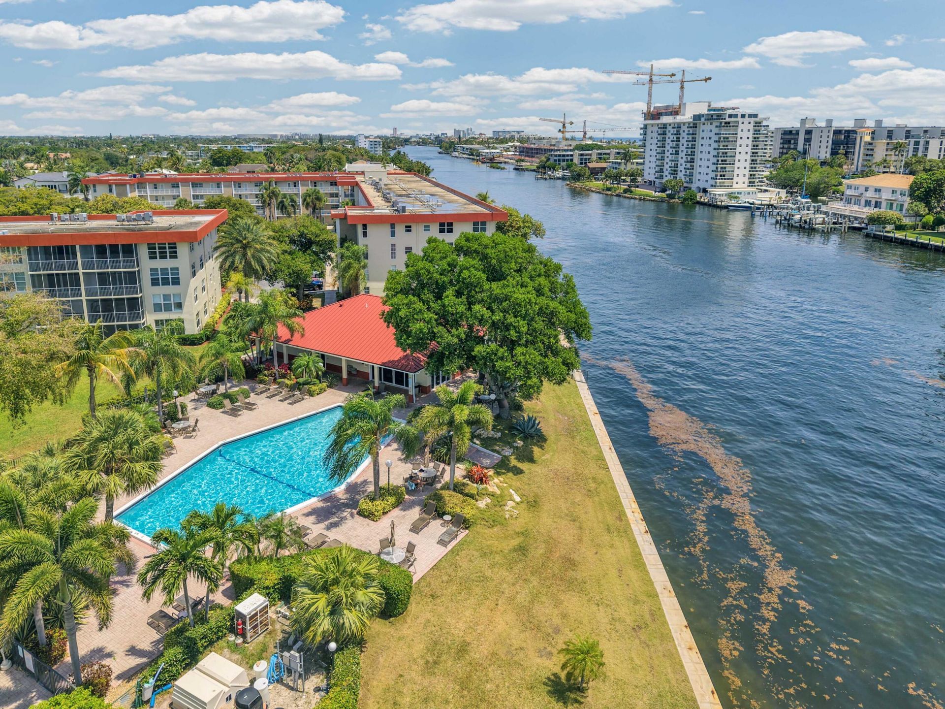 3050 NE 48th Court, Unit 305, Lighthouse Point, FL 33064 Photo